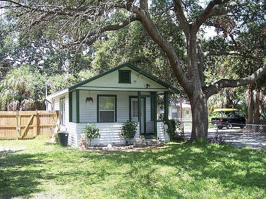 Old SE Cottage