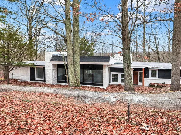 3322 State Road 135 N, Nashville, IN 47448