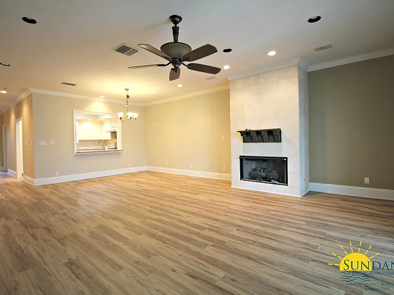 53 Yacht Club Dr NE #3 — Photo 4