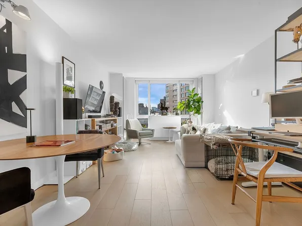 1 Irving Pl APT U15d, New York, NY 10003