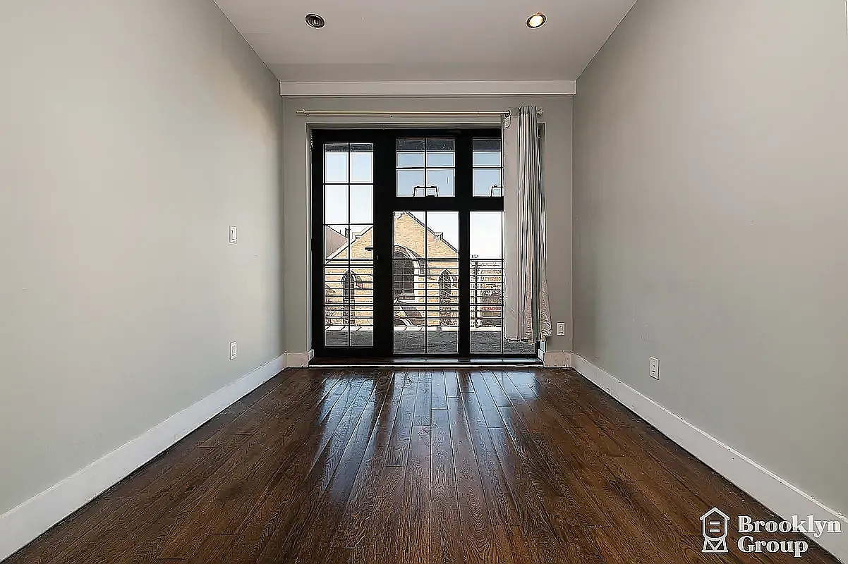 72 Himrod Street — Photo 4