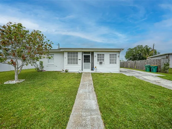 2321 Dallas St, Pt Charlotte, FL 33952