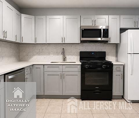 3rd image of 16 Lake Ave APT 2B