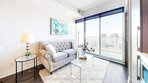 19 Bathurst St #3902 Photo 1