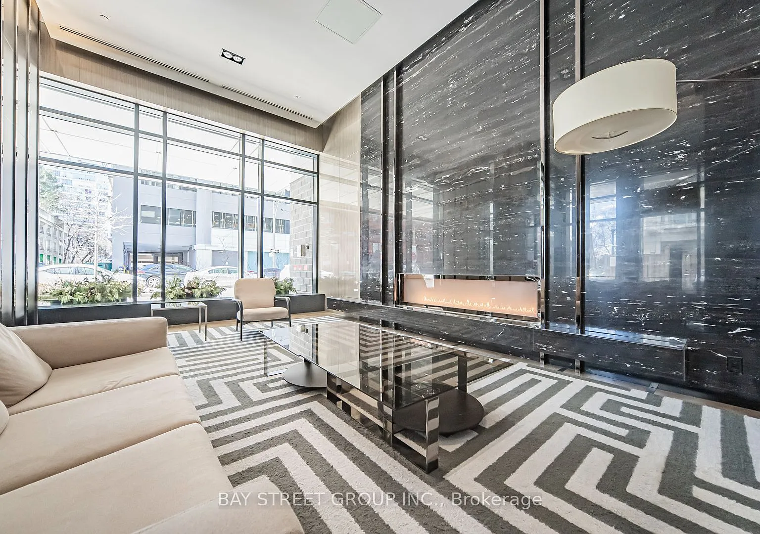 2 bed, $2,700 — Photo 4