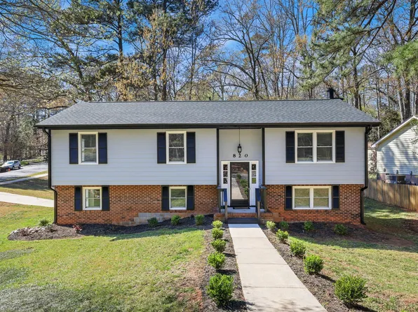 820 Nuttree Pl, Raleigh, NC 27606