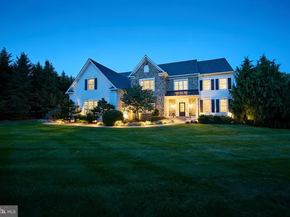 48 Lily Pond Ln, Chester Springs, PA 19425