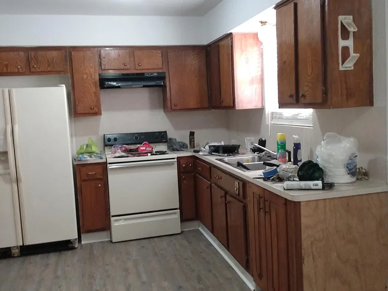 412 Fisher St — Photo 10