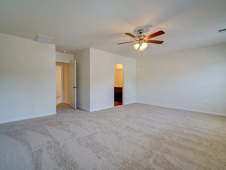 584 Craftsman Ln — Photo 22