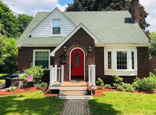 18 Russ St, Methuen, MA 01844