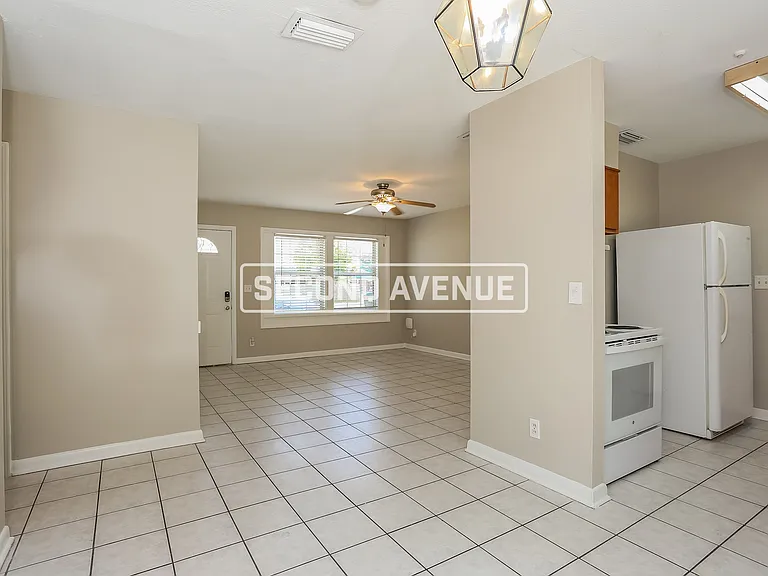 6111 Shetland Rd — Photo 7