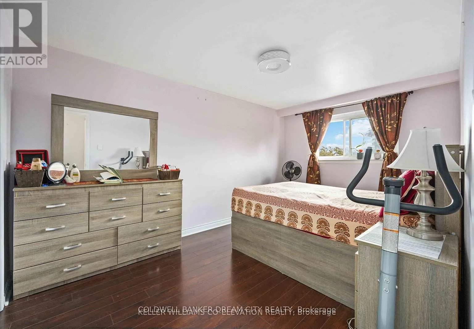 4 bed, $3,100 — Photo 4