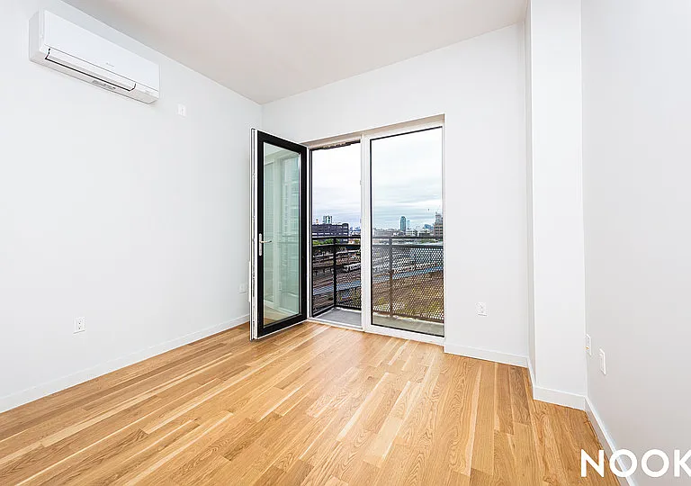 45-57 Davis St #514 — Photo 6