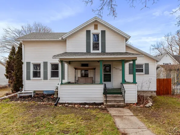 108 S Macomb St, Manchester, MI 48158