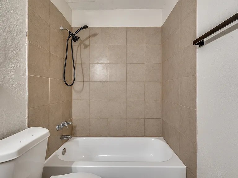 1833 Pelican Dr N — Photo 12