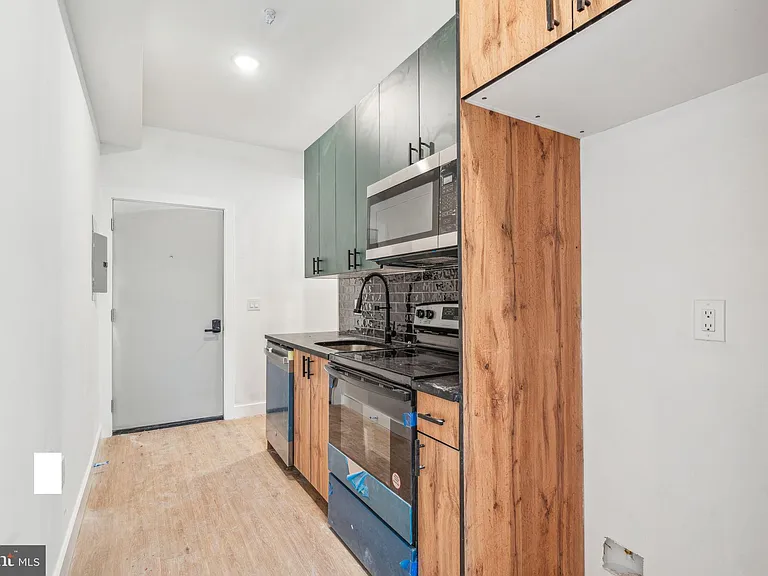 4243 Mantua Ave #2 — Photo 2