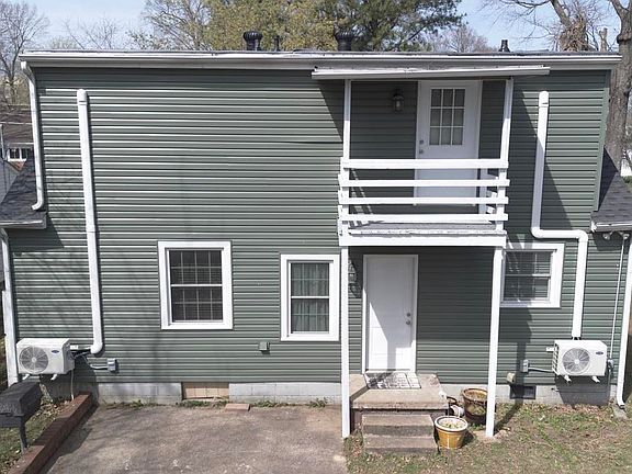 5th image of 2516 Clark St