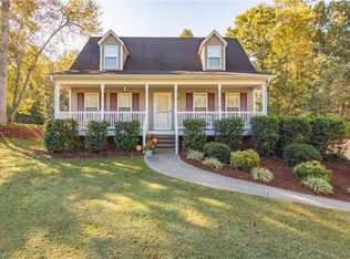 1127 Crescent Ct, Winston Salem, NC 27127