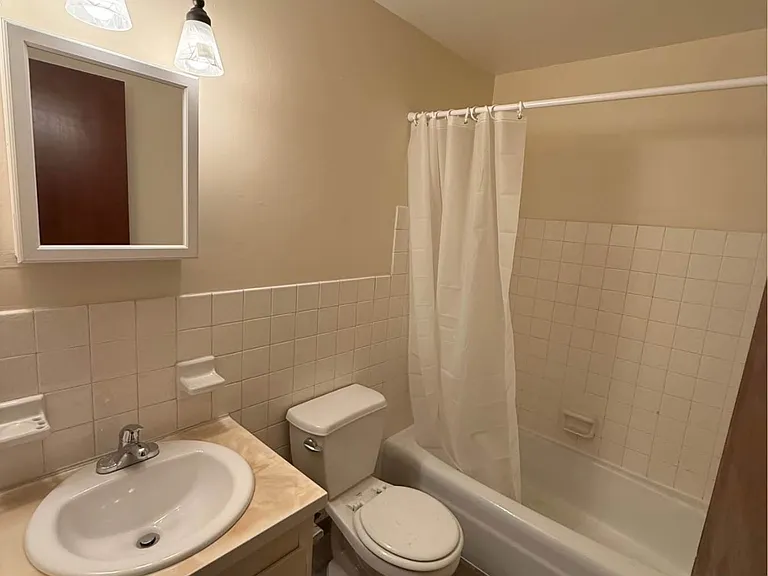 17935 Whitney Rd #D46 — Photo 12