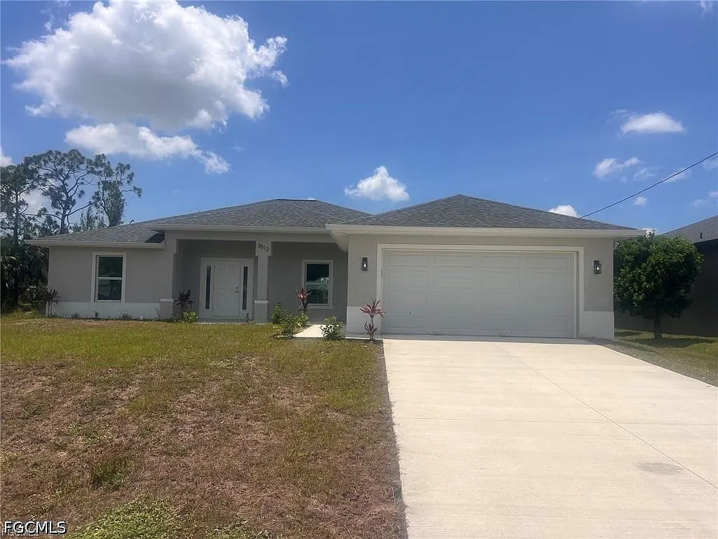 4 bed, 3.0 bath, 1650 sqft, $2,100 — Photo 1