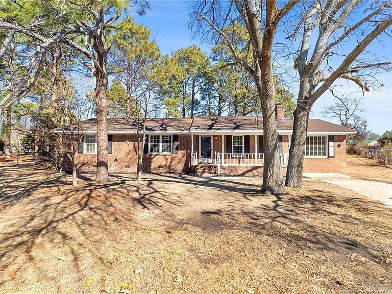 3101 Ansley Dr — Photo 1