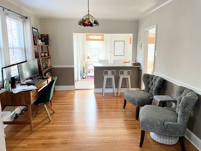 256 Henley Rd — Photo 3