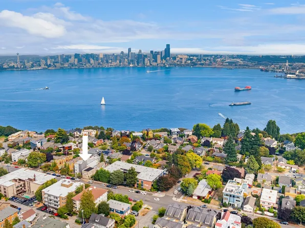 1512 California Avenue SW #202, Seattle, WA 98116