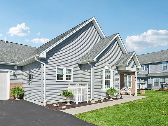 5th image of 107 White Fox Ct