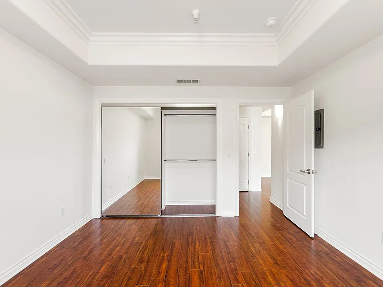 3328 Oakhurst Ave — Photo 24