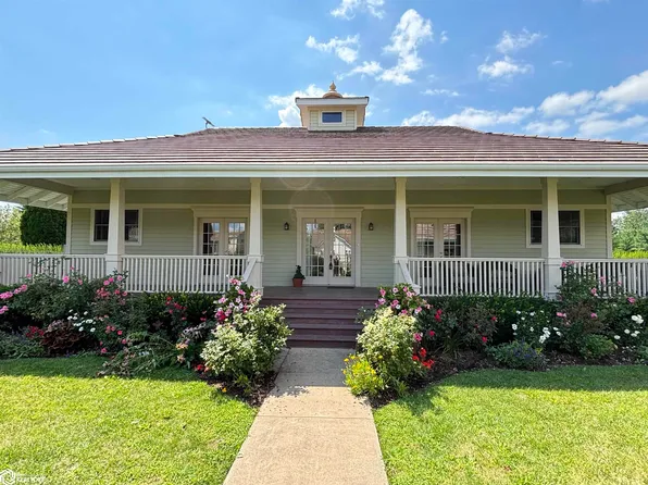 1742 Jade Ave, Fairfield, IA 52556