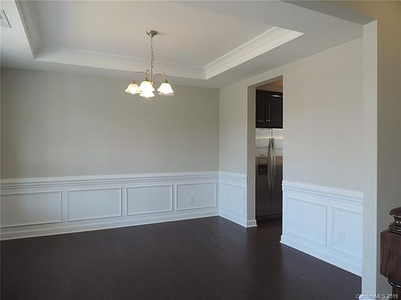 2nd image of 142 Farmers Folly Dr