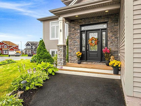 5th image of 8 Aldergrove Place