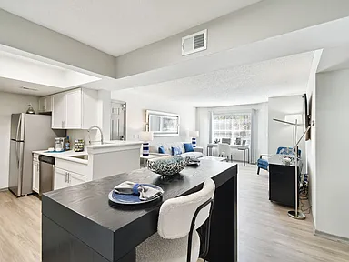 Enclave At Lake Underhill