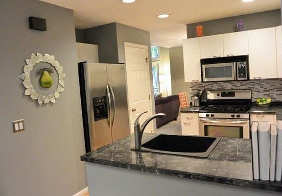 5th image of 51 Arborwood Dr