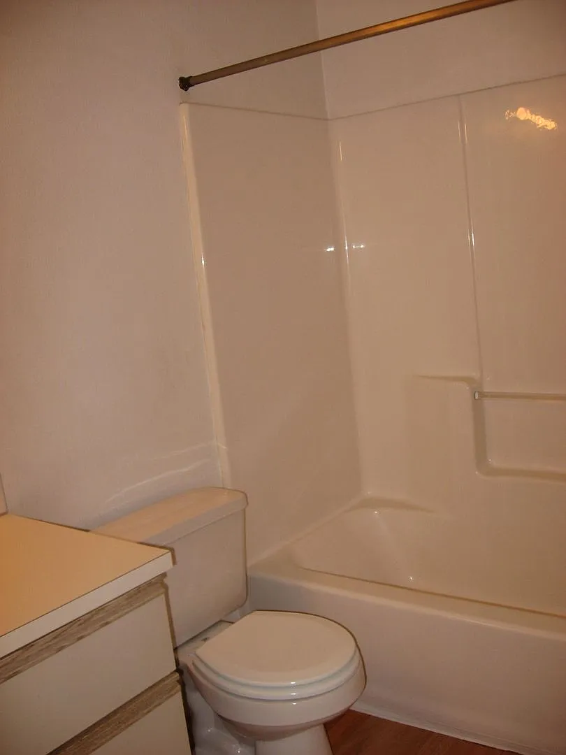 970 Ireland — Photo 2