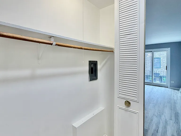 6815 N Sheridan Rd — Photo 16