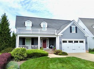 105 Pear Tree Cir, Chagrin Falls, OH 44022