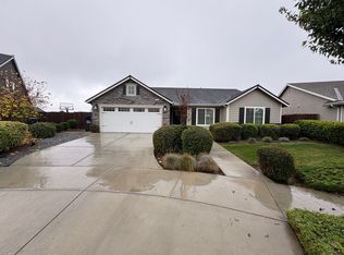 4201 W Wren Ave, Visalia, CA 93291