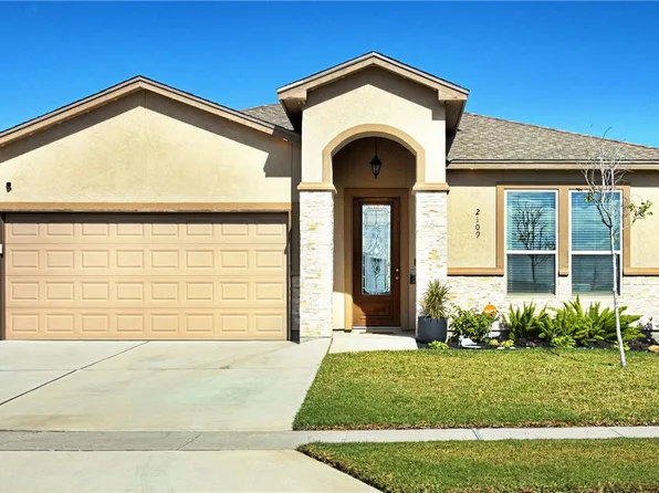 2109 Crystal Bay Dr, Corpus Christi, TX 78414