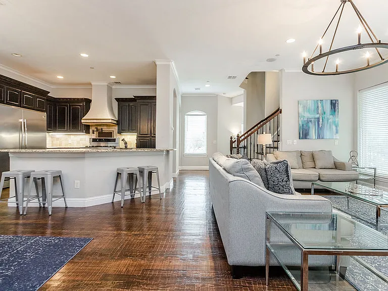 3817 Bowser Ave #C — Photo 25