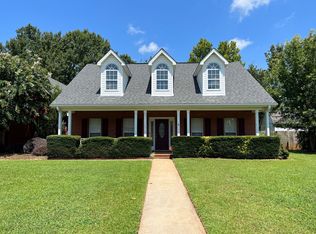 224 Red Bird Cir, Bonaire, GA 31005