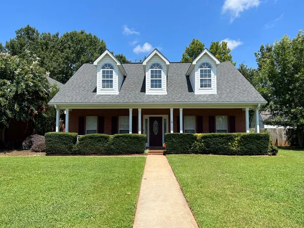 224 Red Bird Cir, Bonaire, GA 31005