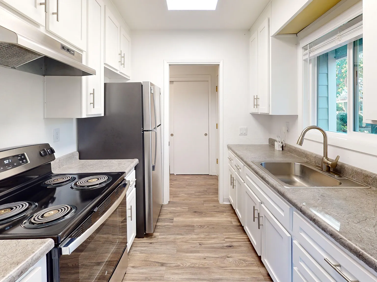 Stylish 55+ Community Apartment in the Heart of Sonoma — Photo 3