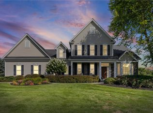 300 Franlee Ln, Victor, NY 14564