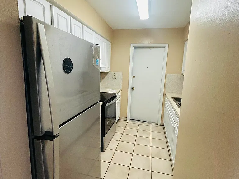 8401 N Atlantic Ave #E4 — Photo 9