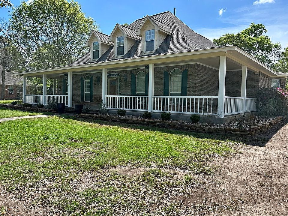 1st image of 15619 Connie Ln