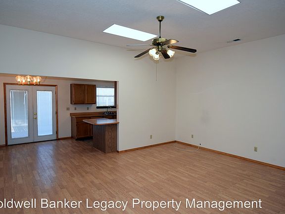 2nd image of 7319 Platero Pl NW