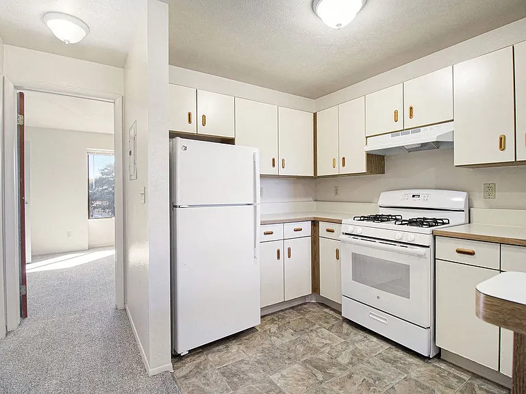 Gull Prairie/Gull Run Apartments and Townhomes — Photo 122