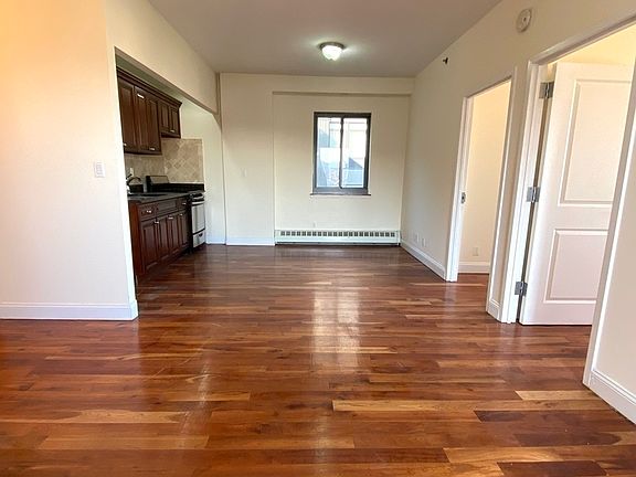 2nd image of 2205 3rd Ave APT 10A