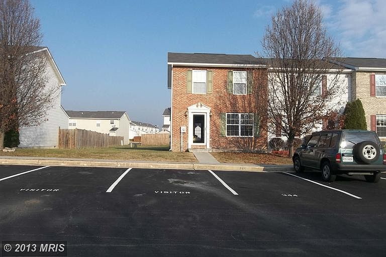 1st image of 344 Surrey Club Ln